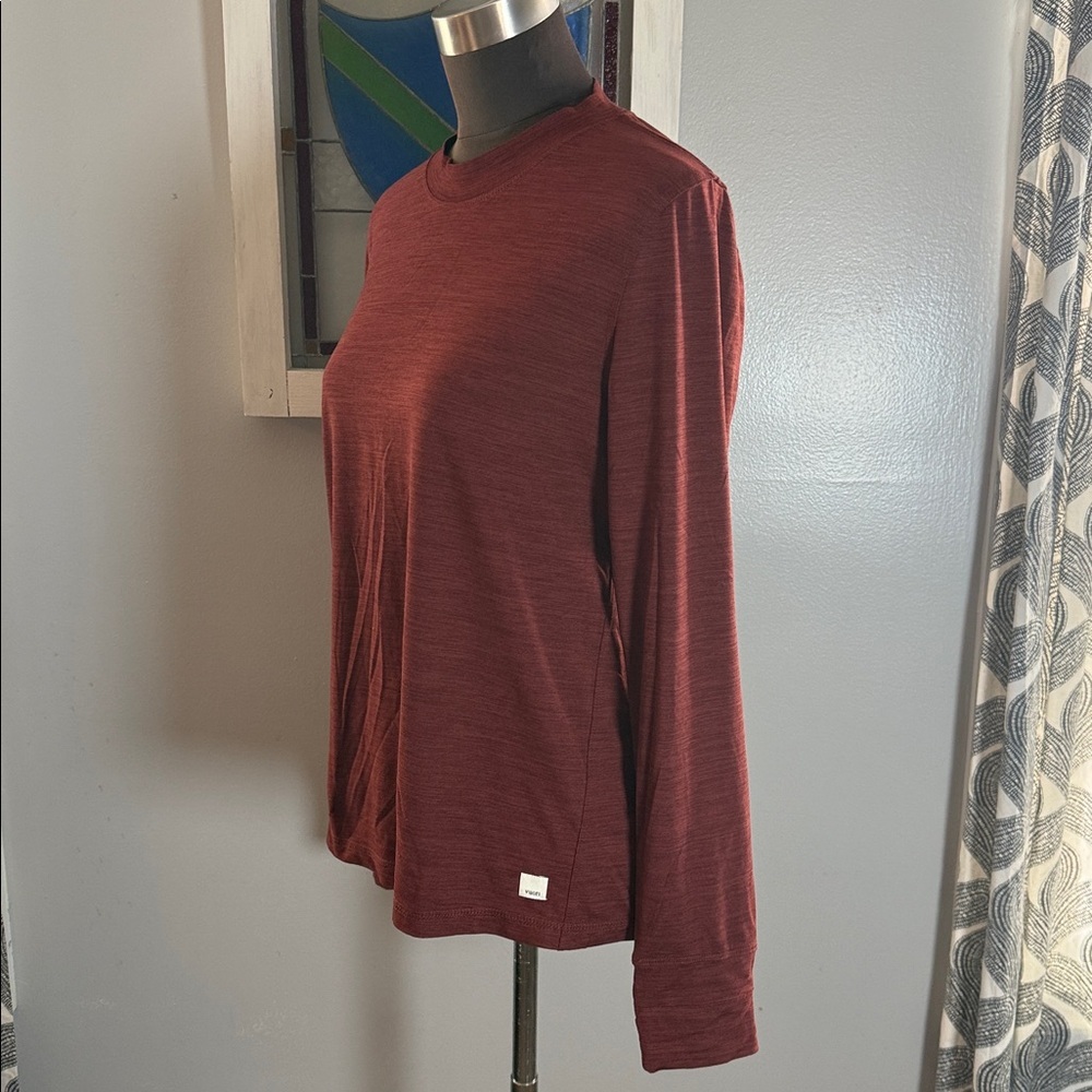 Vuori men’s long-sleeve Lux performance tee in a brick heather red SZ Medium - Picture 3 of 8